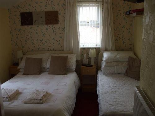 Oakwell 3*